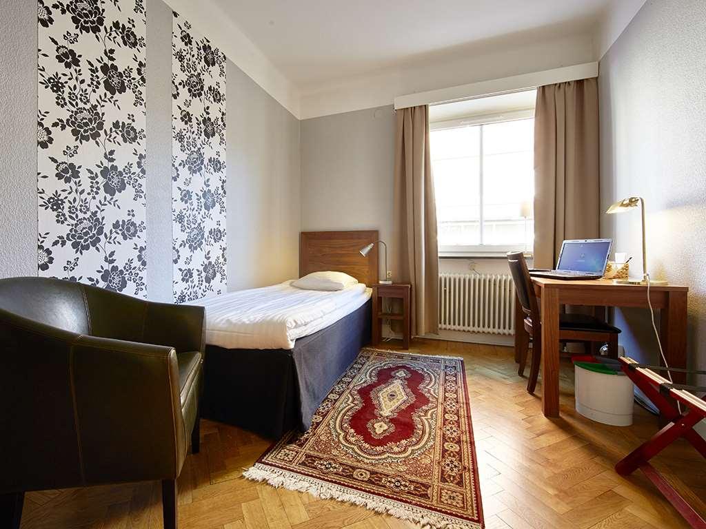 First Hotel City Eskilstuna Quarto foto